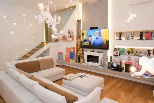 Milan Luxury Loft with Sauna & Jacuzzi