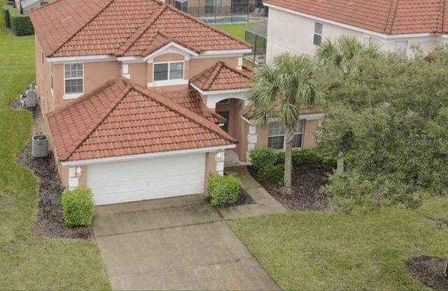 Minutes from Disney with privacy in gated community