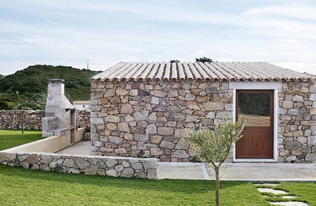 "Mirto" house in the Stazzu Gallurese style in the countryside only 3.5 km from the sea