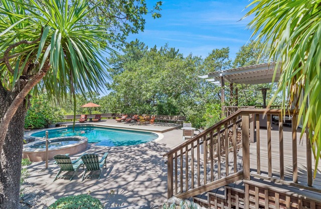 Mission Highlands ~ Hilltop Sonoma Retreat with Pool, Spa, Fire Pit, and Stunnin