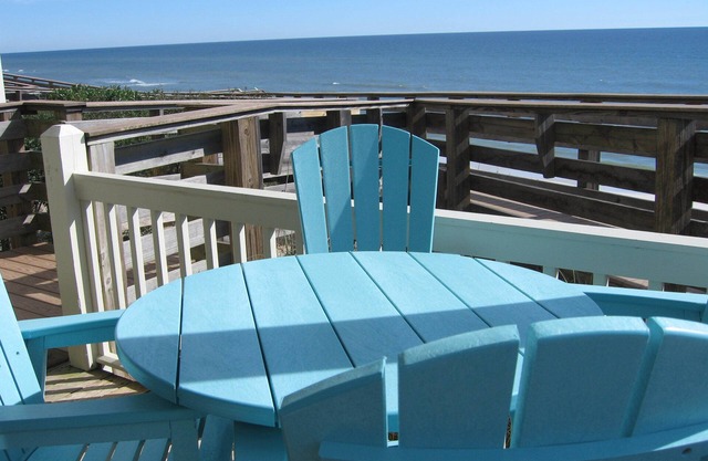 Mistral 8🌴☀--Gulf Front, Beautiful Views with Private Beach