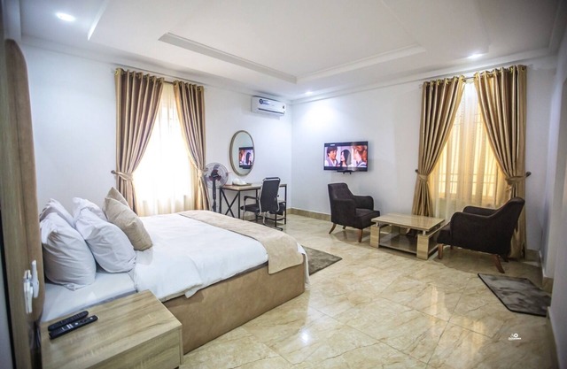 MJ Place - Cosy 4-bedrooms, 5 bath with BQ, Gusape, Abuja FCT, Nigeria