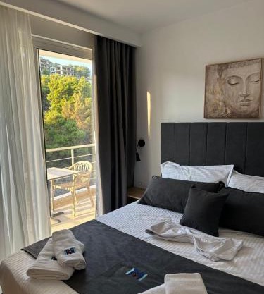 MM Apartments