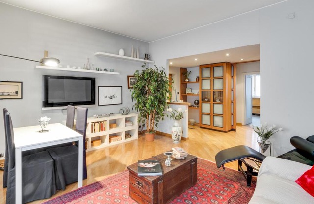 MM Bernini Roomy Apartment