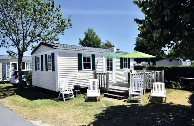 Mobil-home | Classic | 2 Ch. | 4/6 pers. | Uncovered raised terrace