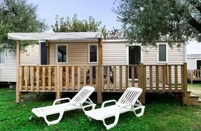 Mobil-home | Comfort XL | 2 Ch. | 4 pers. | Raised terrace | A/C | TV