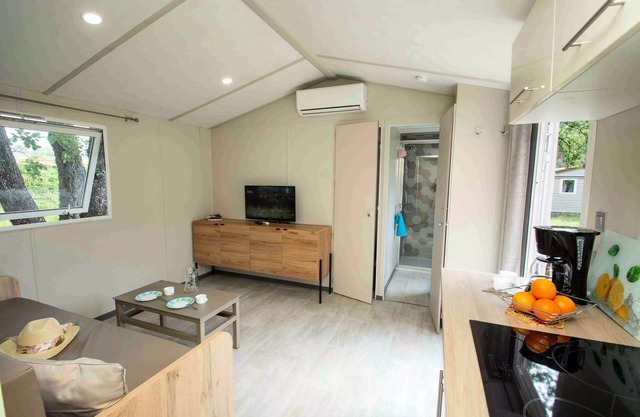 Mobile Home 3 Rooms 4/6 Persons Air-conditioned + TV
