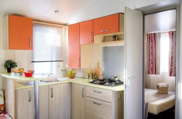 Mobile-home | Comfort | 3 Bedrooms | 6 sleeps | Raised terrace