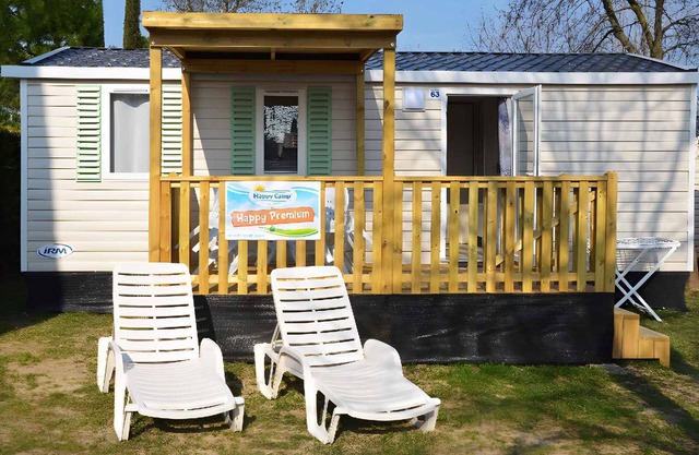 Mobilehome mit Klimaanlage und Terrasse