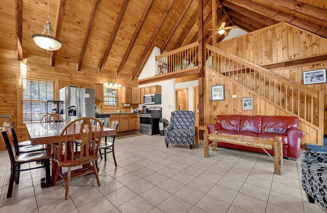 Mockingbird Cabin (Hocking Hills area)