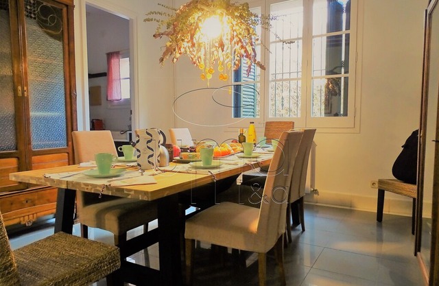 Modernist mansion of stately bearing in the Center of Sant Andreu de Llavaneres