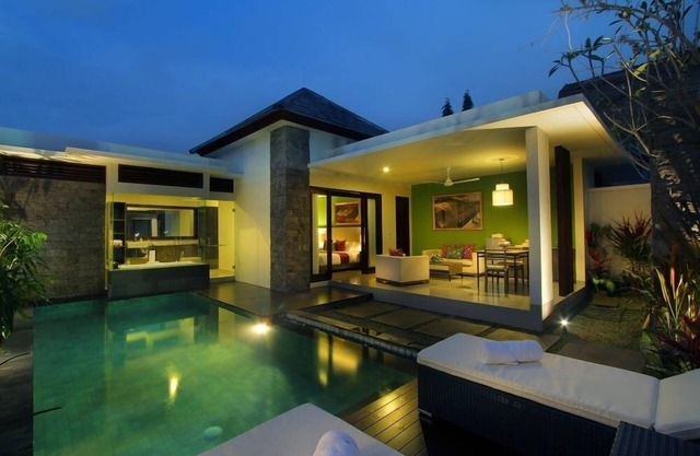 Moder Luxurious 1BR Getaway Villa, Seminyak! - 1Min To Eat Street! W/Priv Pool!
