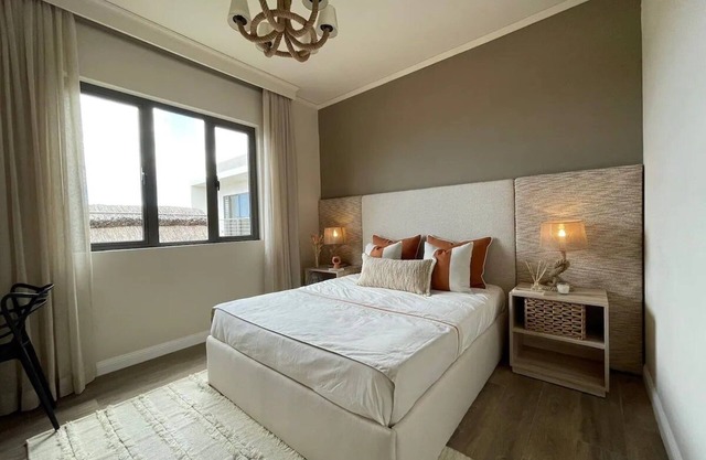 Modern 3 bed apartment with private rooftop