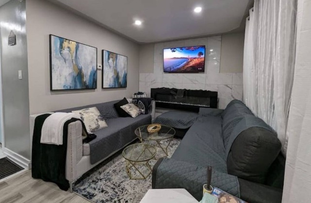 Modern 3BR w/ Laundry & More!