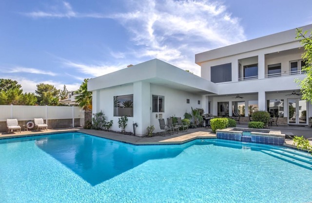 Modern 7000sf Villa, Private Basketball/tennis Court Pool Sleeps 24