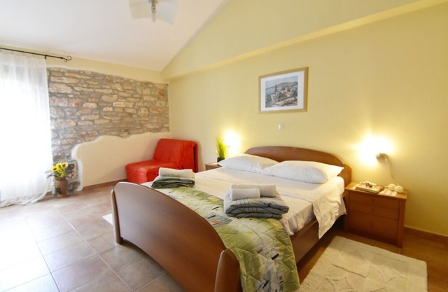 Modern air-conditioned apartment Tar-Poreč FIORELA2 swimming pool Wi-fi game room