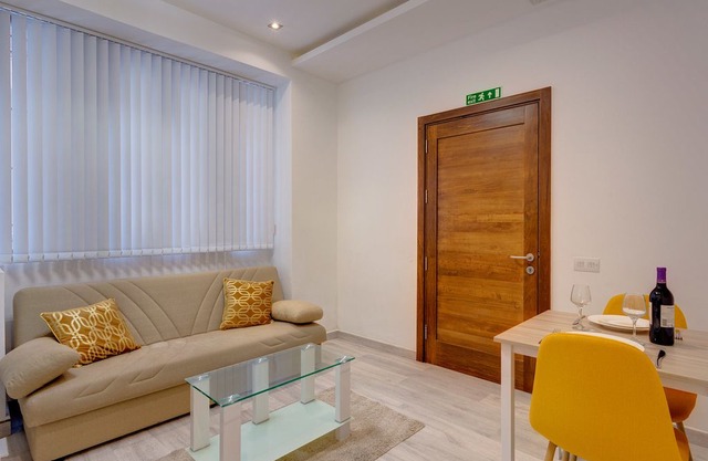 Modern Apartment 20 meters from the Promenade