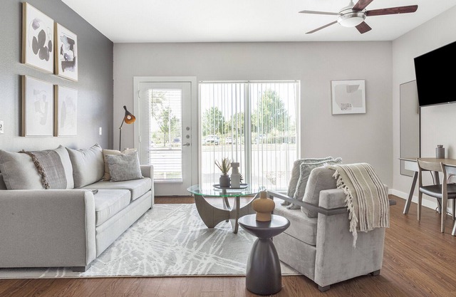 Modern Apartment in Prime Location (ID6275X25)