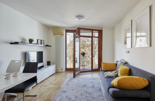 Modern Apartment in Vinohrady by Prague Days