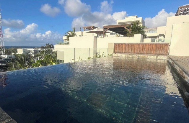 Modern apartment sea view private pool