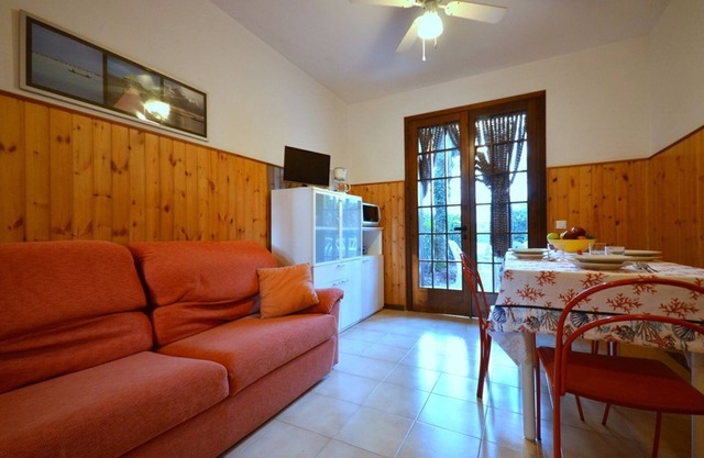 Modern beachside detached villa with private charm