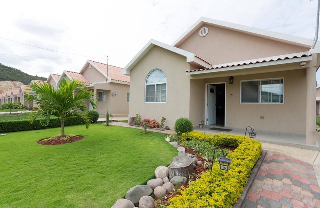 Modern Beautiful 2 Bedroom Smart Home