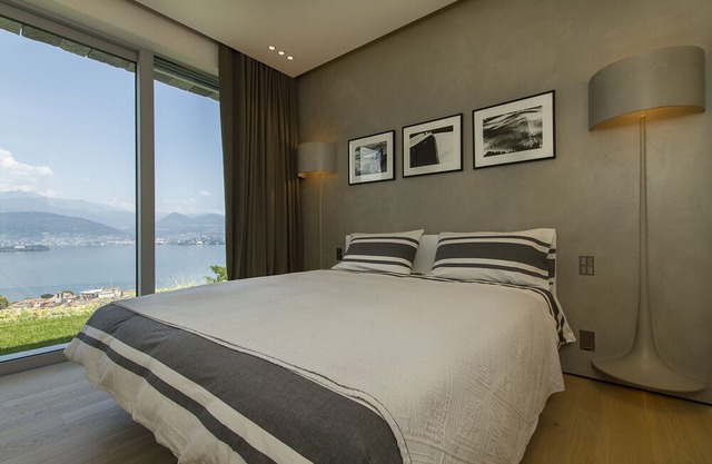 Modern Designer Villa With Pool And Magnificent Lake Views! - Villa Camilla