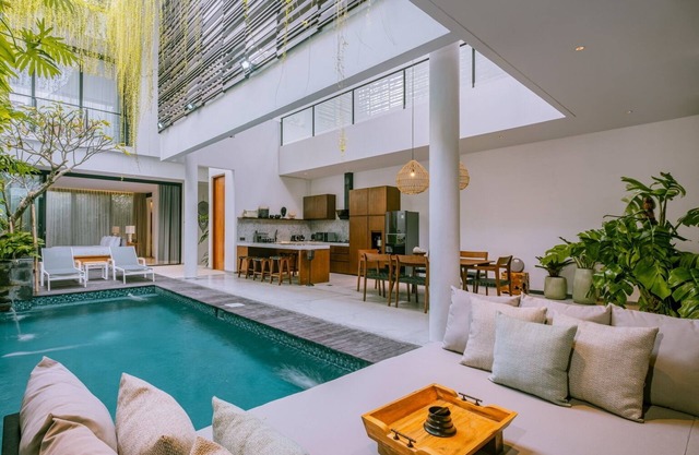Modern Elegance 3 Bedroom Villa, Canggu