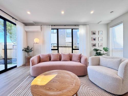 Modern Family St Heliers Stay 4BR & 1 Study vs AC