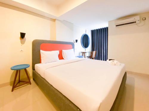 Modern Look Studio Apartment at Marquis de Lafayette By Travelio