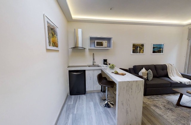 Modern Luxurious Suite near Reforma