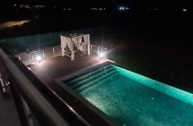 Modern Luxury Villa near Lachi