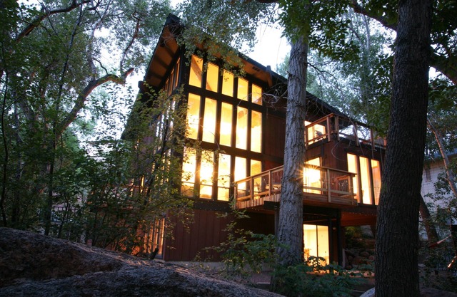 Modern Manitou — Stream, Big Trees, Boulders, Wildlife, King Bed, Foosball, W/D