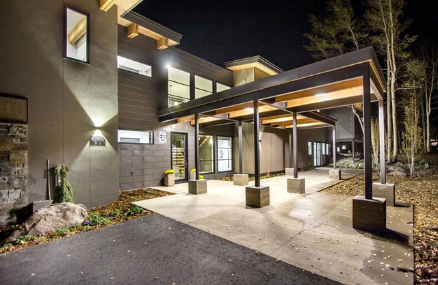 Modern Mountain Masterpiece-Parade of Homes Winner