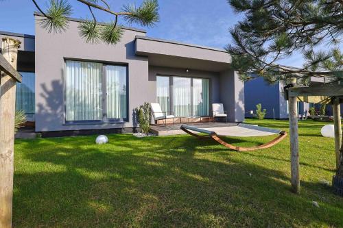 Modern New House @Mano Jūra2, By Cohost