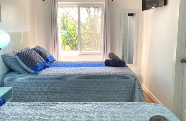 Modern Room in the Bay Island Utila w/AC