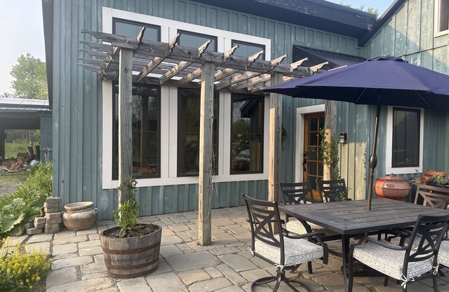 Modern rustic 2BR house in the country with hot rub, patio dining, and fire pit