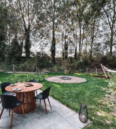 Modern Tiny House Sari in Zeeland near the sea