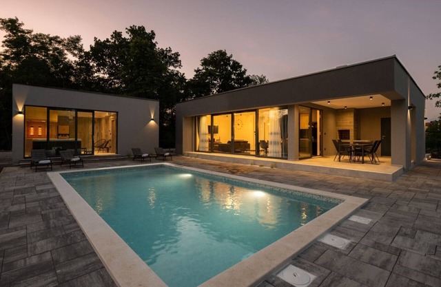 Modern villa Alison with private spa center and heated swimming pool
