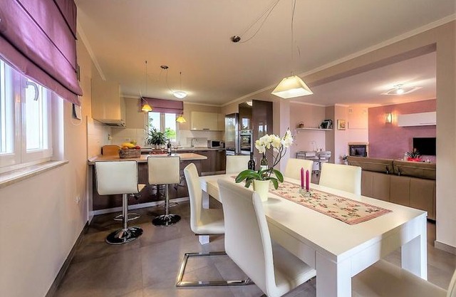 Modern Villa Vesna with Private Pool
