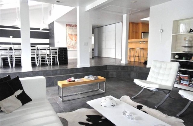 Modern Wine Country Home W/Pool&Spa in European Elle Magazine!
