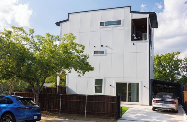 Modern3BR,3.5BA 5 Beds Near Downtown Dallas