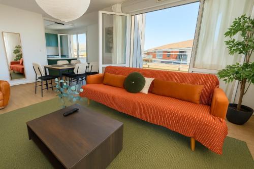Moderne & spacieux - 6 pers, parking privé, métro 5min direct centre-ville, checkIn autonome, wifi- idéal sejour pro, touristique, entre amis ou famille
