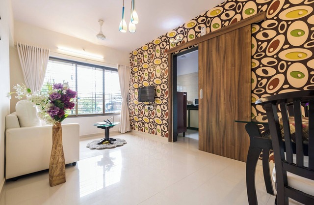 Modish 1 BHK Suite