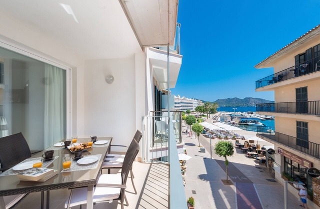 Moll 3 - Two Bedroom Apartment, Sleeps 4