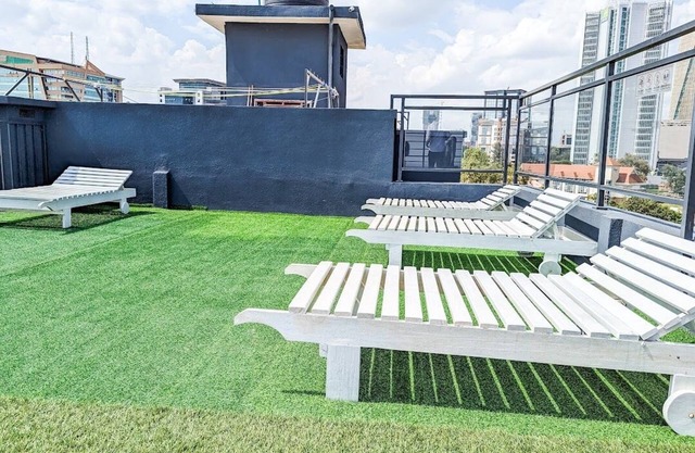 Monarch Condos – Upperhill