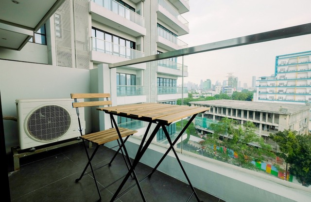 Monas View Studio Apartment at Capitol Suites