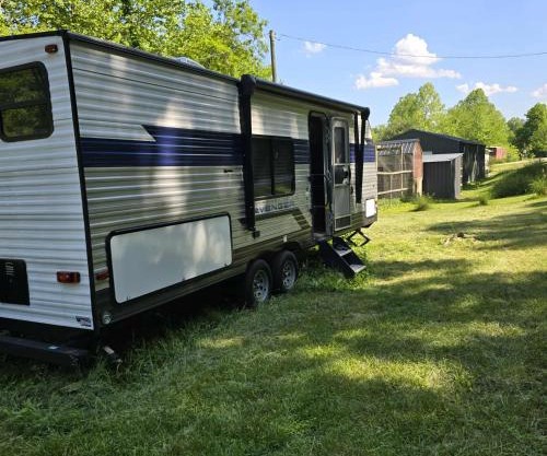 Monday creek camper