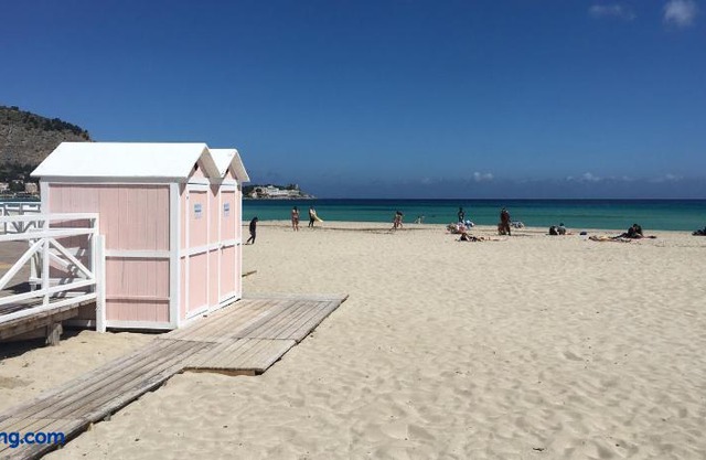 Mondello Room