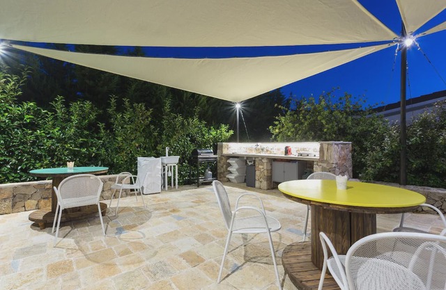 Mono Mars - One Bedroom Apartment, Sleeps 2